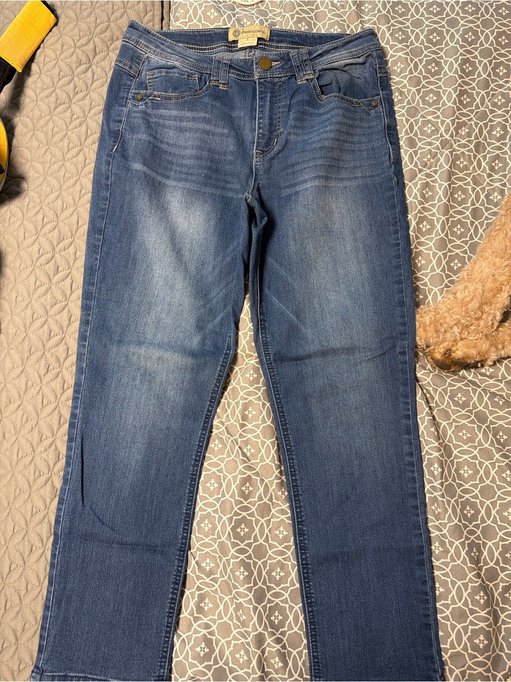 Democracy "Ab"solution Straight Leg Jeans - Medium Wash - Size 8